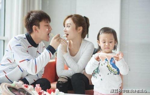 娱乐吃瓜说父母